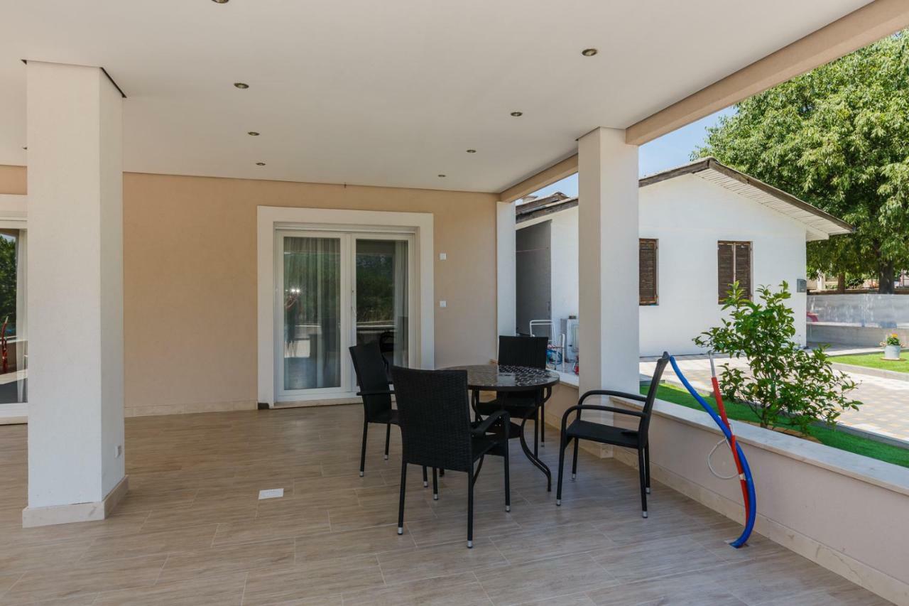 Apartmani Nikola Plano Екстер'єр фото